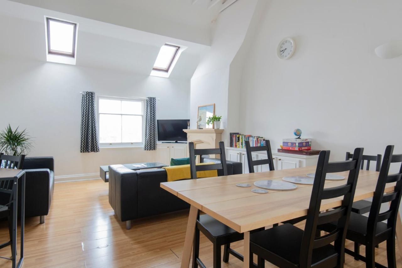 Fantastic 3 Bed Brighton House- Sleeps 6- Superfast Wifi And Garage Appartement Buitenkant foto