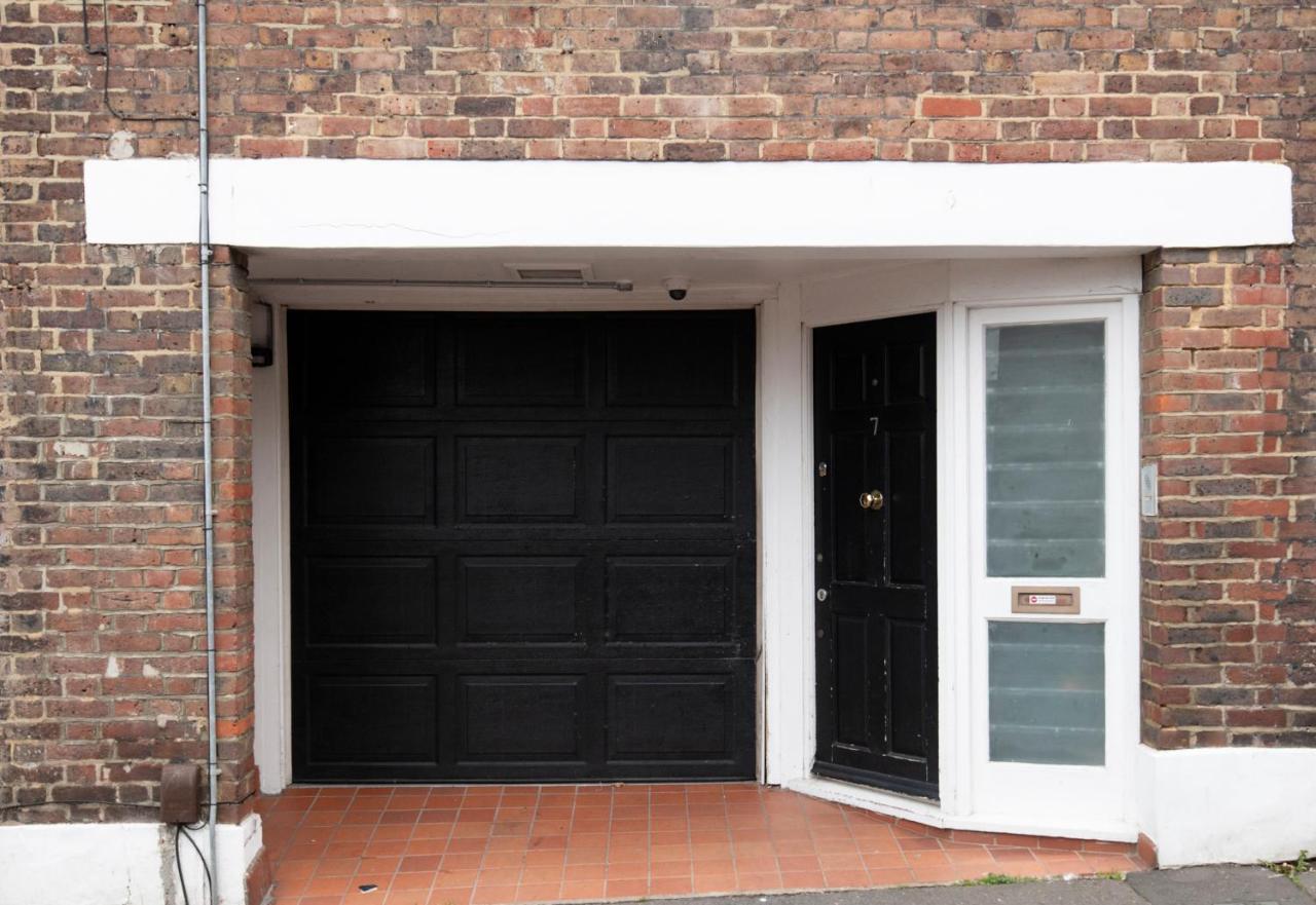 Fantastic 3 Bed Brighton House- Sleeps 6- Superfast Wifi And Garage Appartement Buitenkant foto